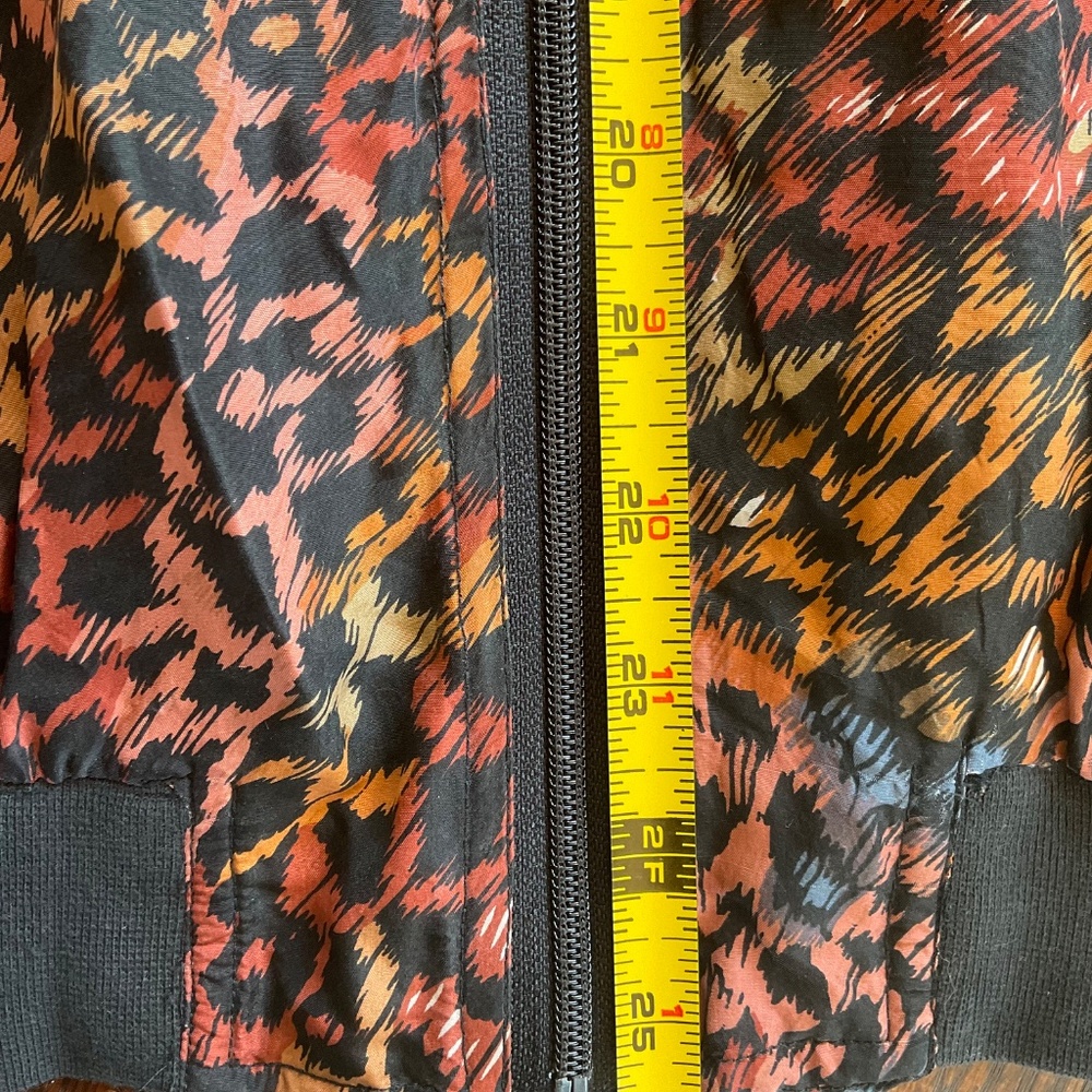 Jacket  by  SEQUENCE .. RETRO  SIZING in pics - Picture 4 of 11